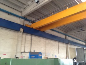 Realizzazione delle vie di corsa e di un carroponte ad uso industriale